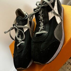 Diadora Black and Gray Athletic Shoes